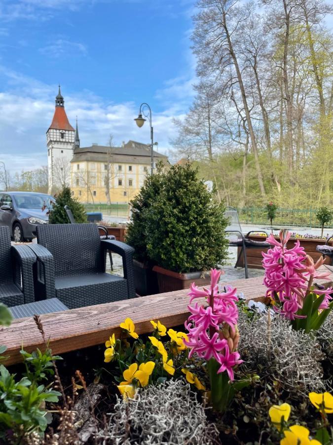 Apartmany V Podzamci V Blizkosti Zamku Blatná Esterno foto