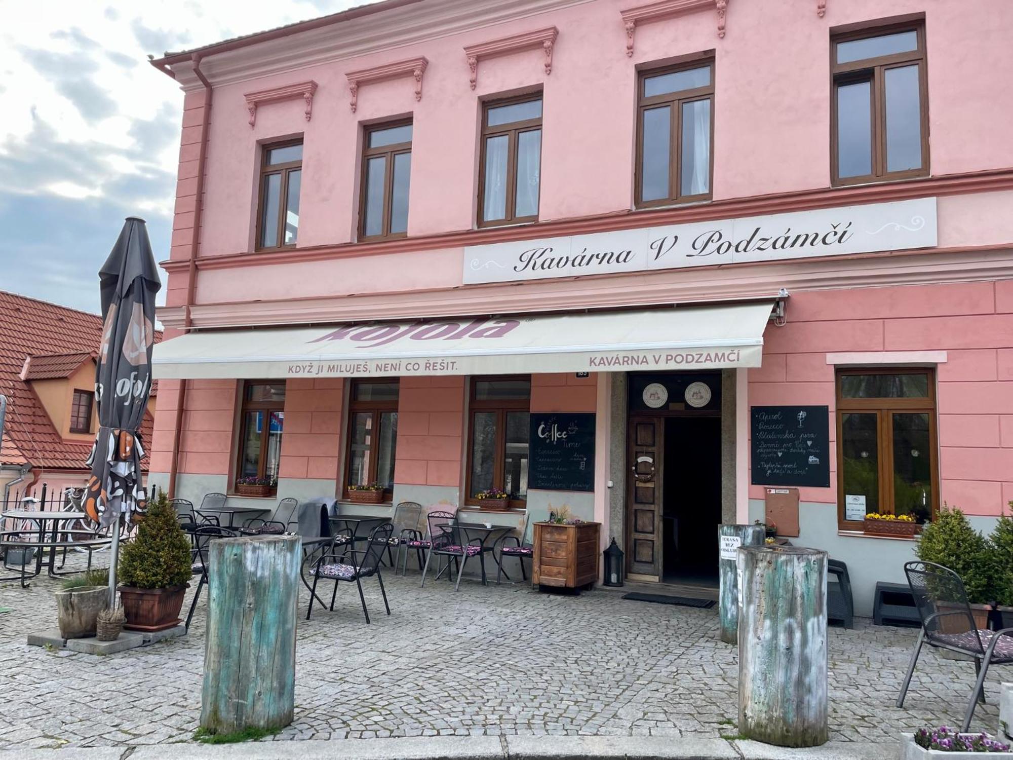 Apartmany V Podzamci V Blizkosti Zamku Blatná Esterno foto