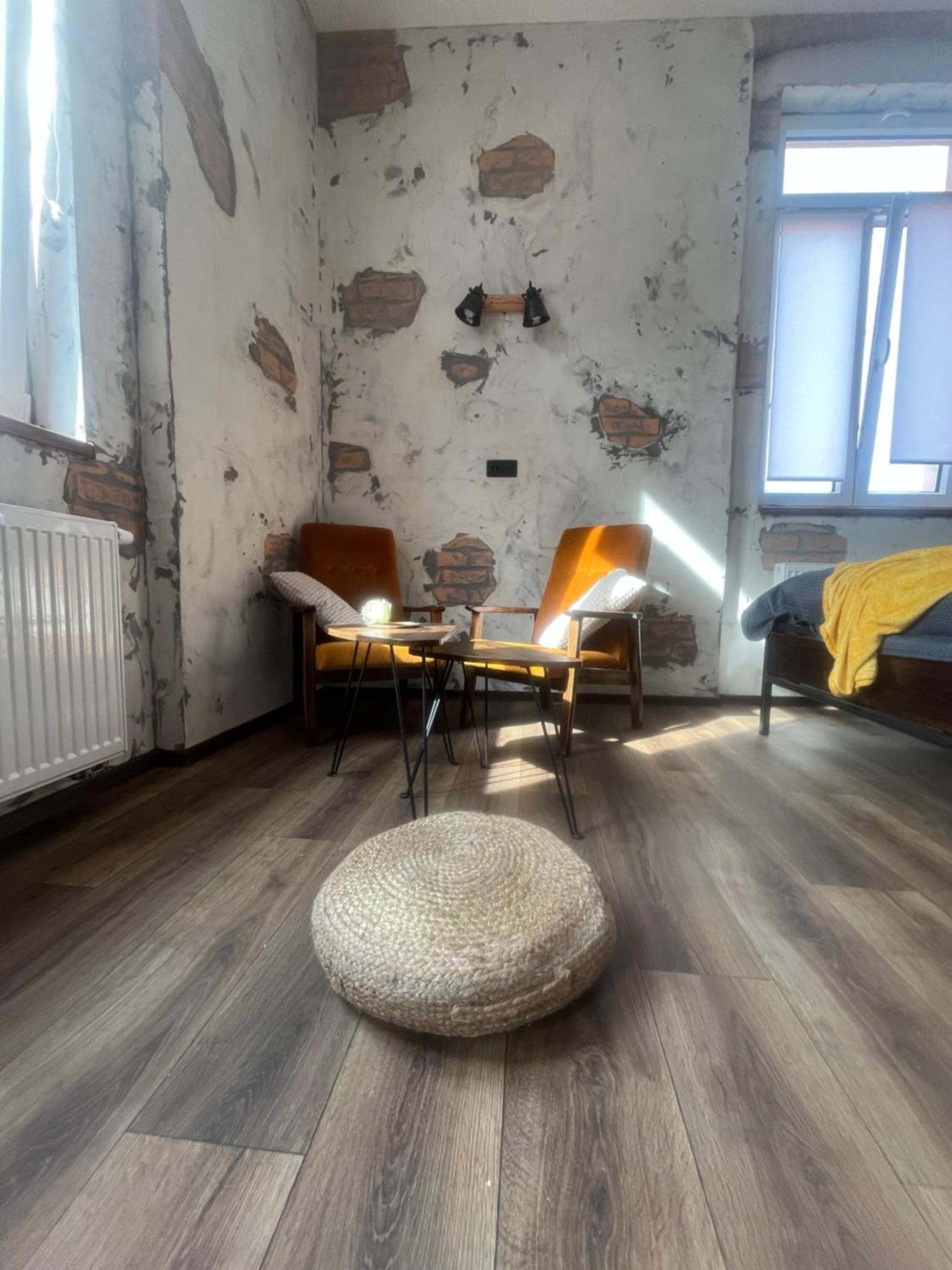 Apartmany V Podzamci V Blizkosti Zamku Blatná Esterno foto